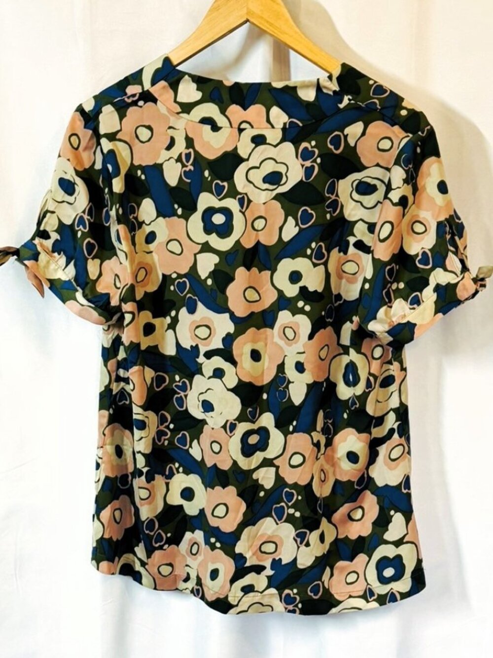 ModCloth Floral Top - Large - Picture 4 of 4